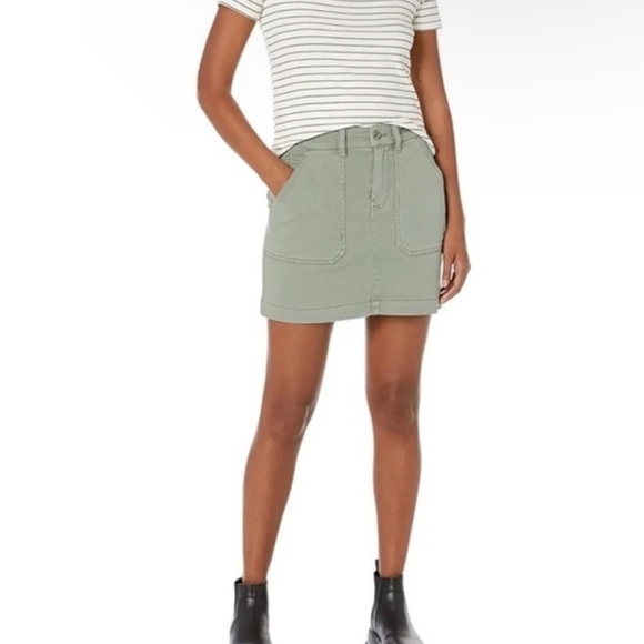 Faherty Utility Mini Skirt in Fatigue - Picture 5 of 13